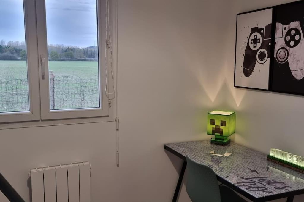 Belle Maison Climatisee Renovee Pac-Man Entre Collegues, Amis, Famille - Barbecue - Netflix - Prime - Baby Foot 50Cts Saint-Seurin-sur-l'Isle Экстерьер фото