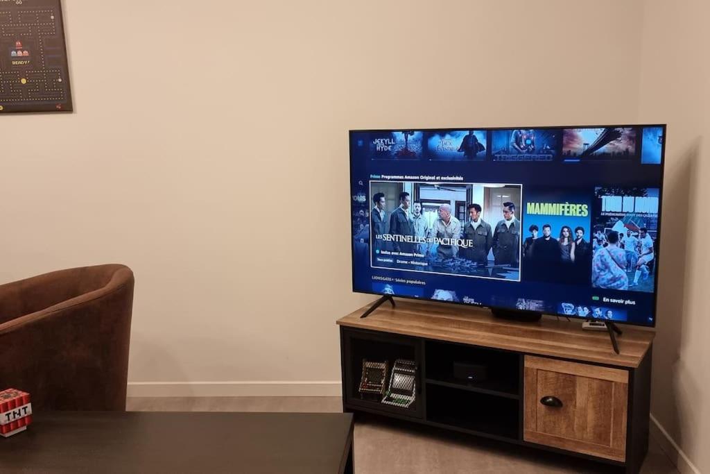 Belle Maison Climatisee Renovee Pac-Man Entre Collegues, Amis, Famille - Barbecue - Netflix - Prime - Baby Foot 50Cts Saint-Seurin-sur-l'Isle Экстерьер фото