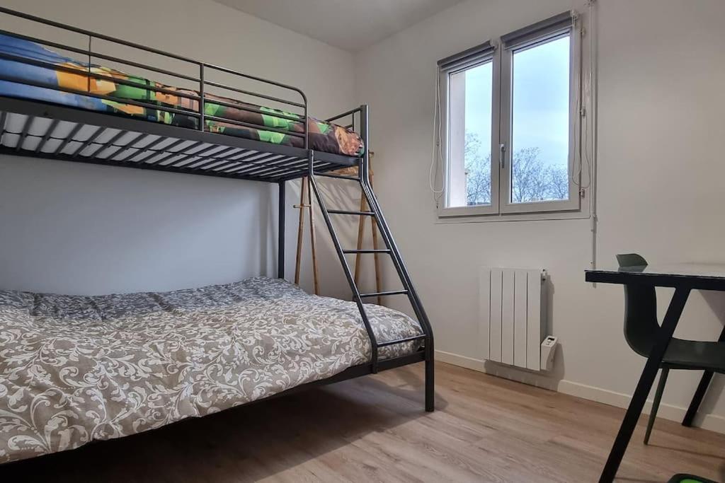 Belle Maison Climatisee Renovee Pac-Man Entre Collegues, Amis, Famille - Barbecue - Netflix - Prime - Baby Foot 50Cts Saint-Seurin-sur-l'Isle Экстерьер фото