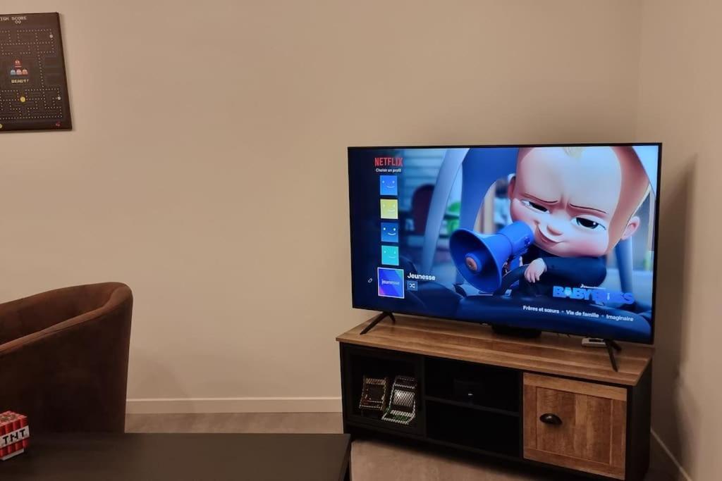 Belle Maison Climatisee Renovee Pac-Man Entre Collegues, Amis, Famille - Barbecue - Netflix - Prime - Baby Foot 50Cts Saint-Seurin-sur-l'Isle Экстерьер фото