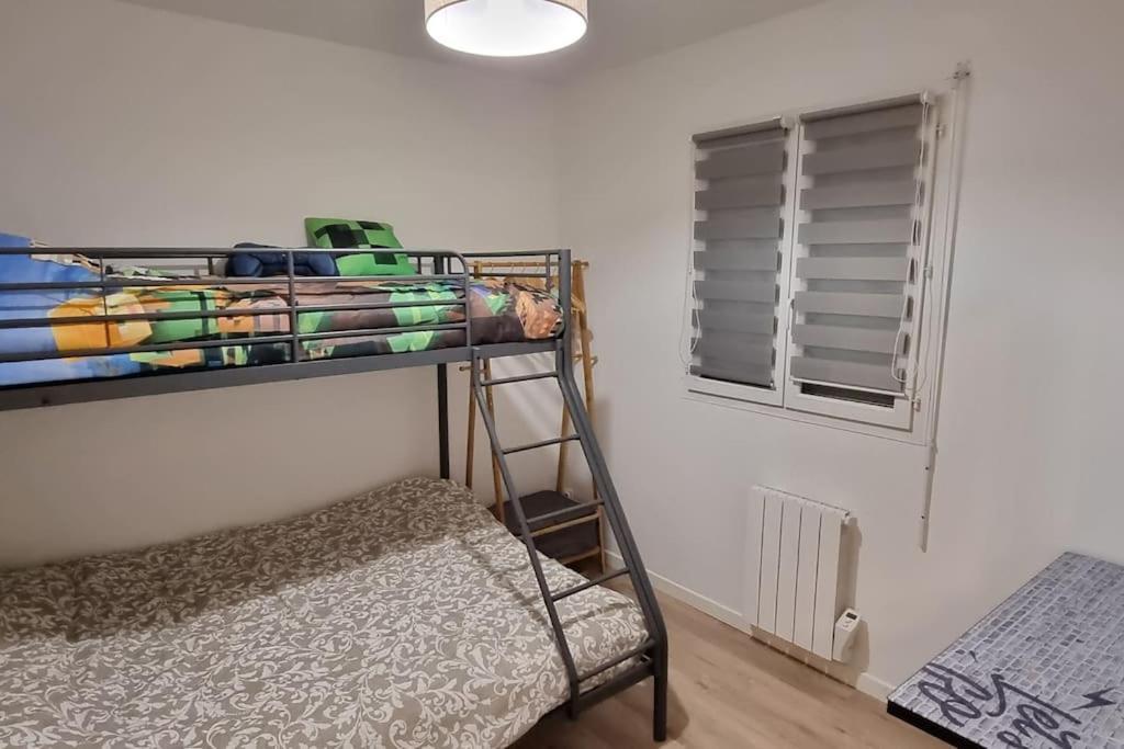 Belle Maison Climatisee Renovee Pac-Man Entre Collegues, Amis, Famille - Barbecue - Netflix - Prime - Baby Foot 50Cts Saint-Seurin-sur-l'Isle Экстерьер фото